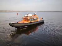 Navio porta-contentores à venda