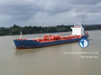 Navio-tanque de óleo/produtos químicos à venda