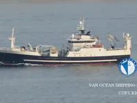 Navio de pesca de arrasto à venda