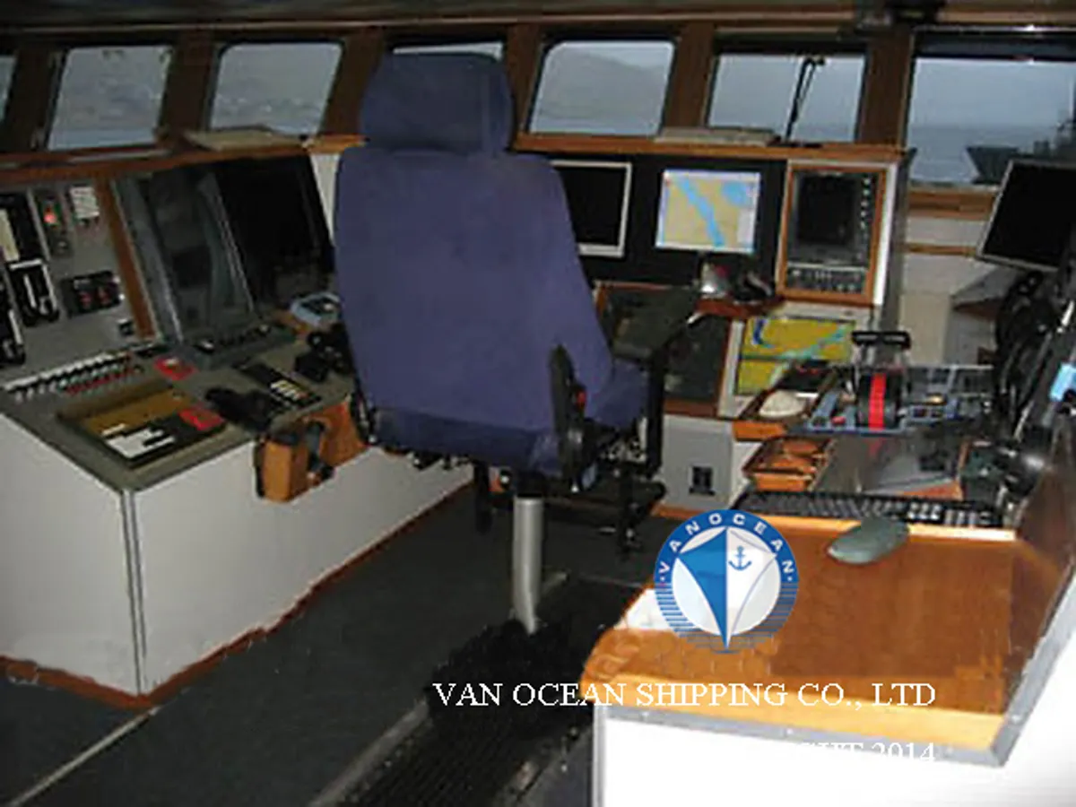 Navio de pesca de arrasto à venda