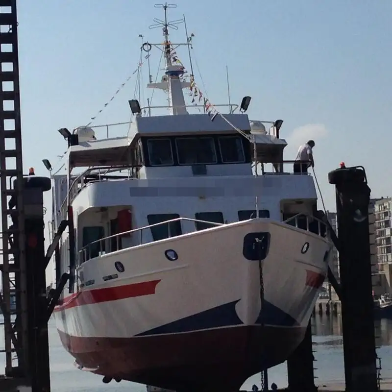 Navio de transporte de passageiros (Ferry) à venda