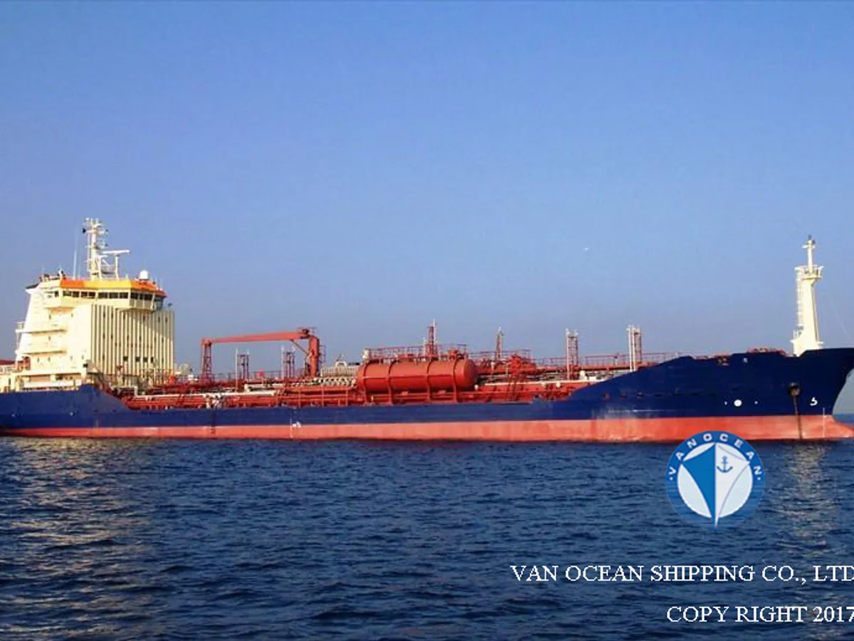 Navio-tanque de óleo/produtos químicos à venda