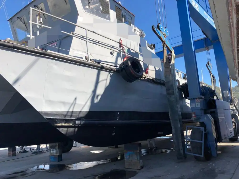 Barcos de trabalho à venda