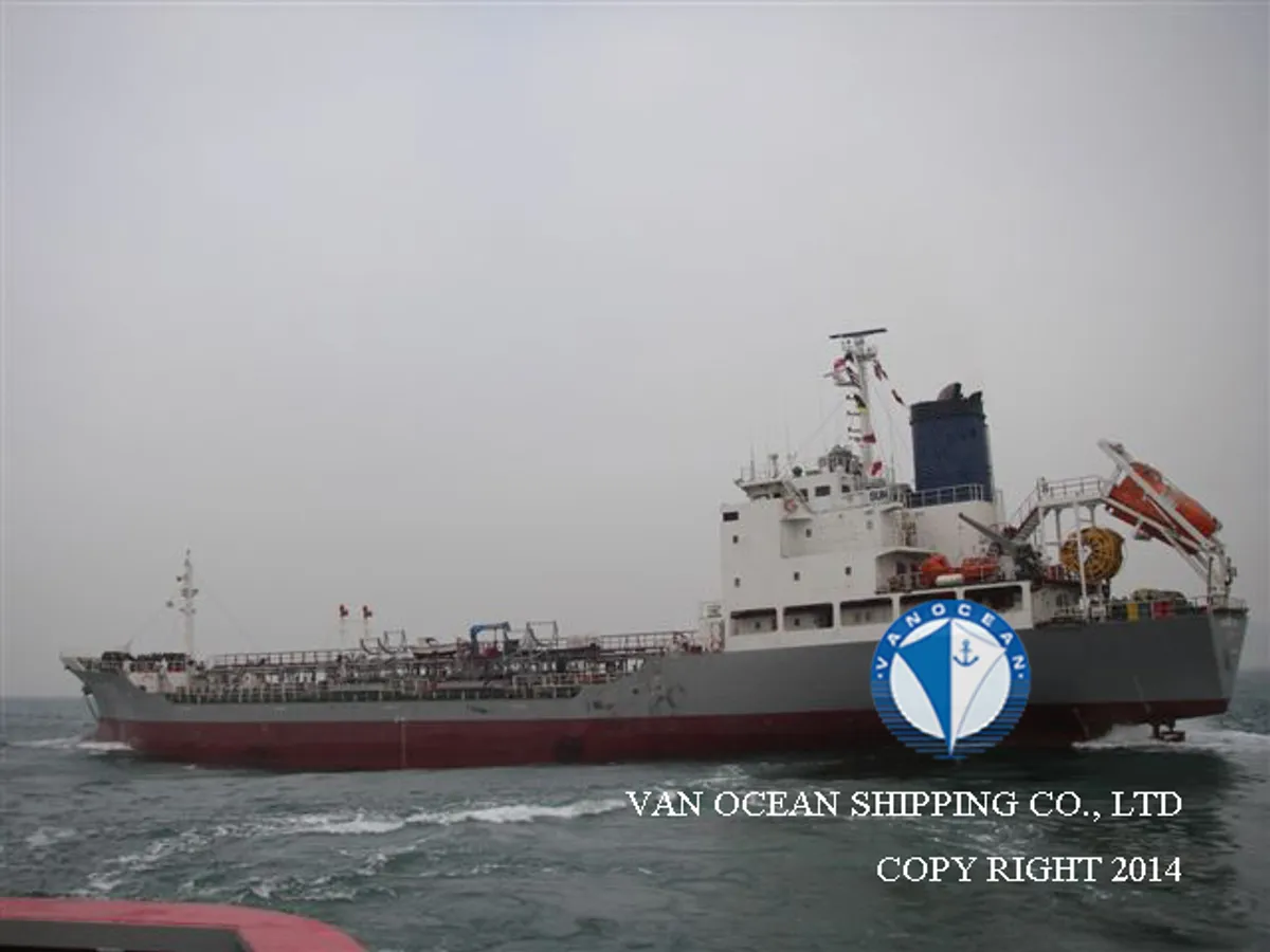Navio-tanque de óleo/produtos químicos à venda