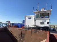 Rebocador à venda