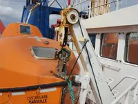 Navio de pesquisa à venda