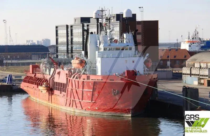 Navio de abastecimento à venda