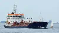 Oil/Chemical tanker à venda