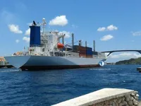 Navio frigorífico à venda