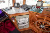 Navio de patrulha à venda