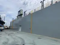 Doca flutuante à venda