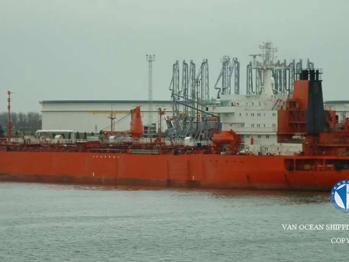 Navio-tanque de óleo/produtos químicos à venda