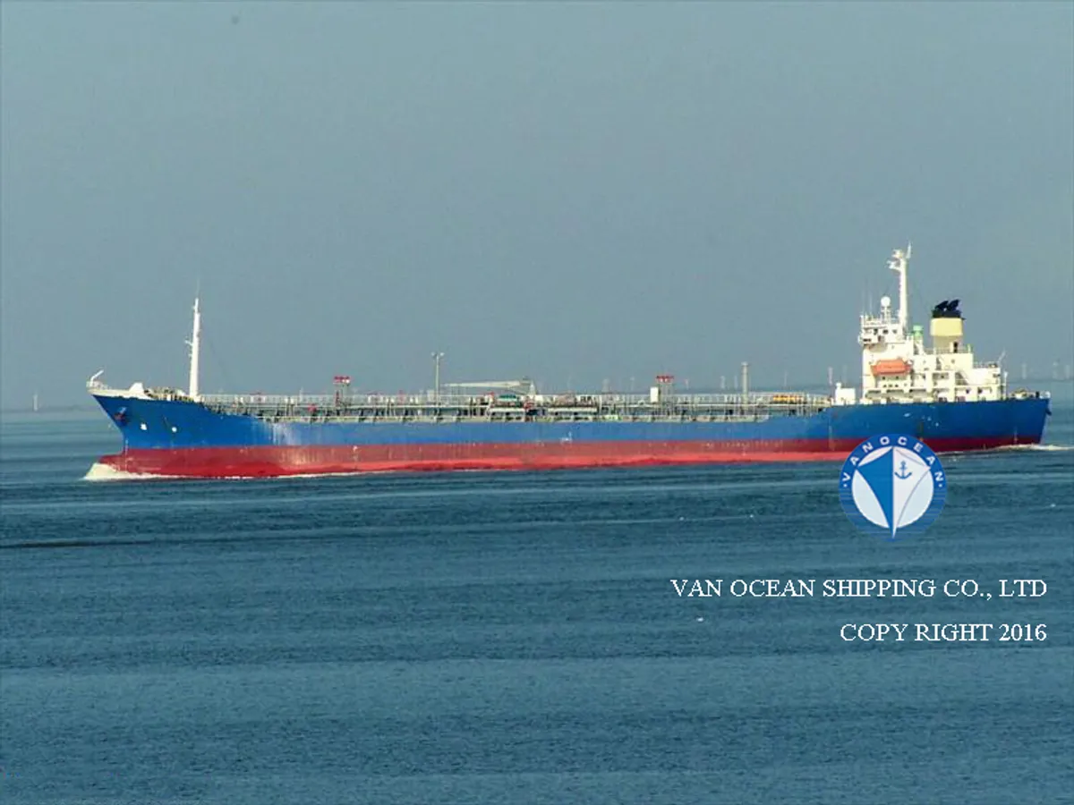 Navio-tanque de óleo/produtos químicos à venda