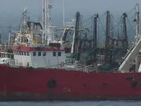 Navio de pesca de arrasto à venda