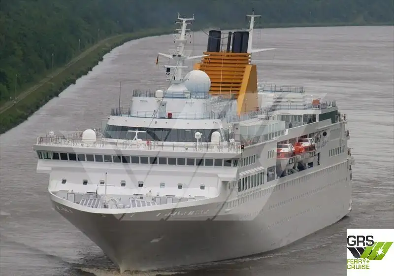 Navio de cruzeiro à venda