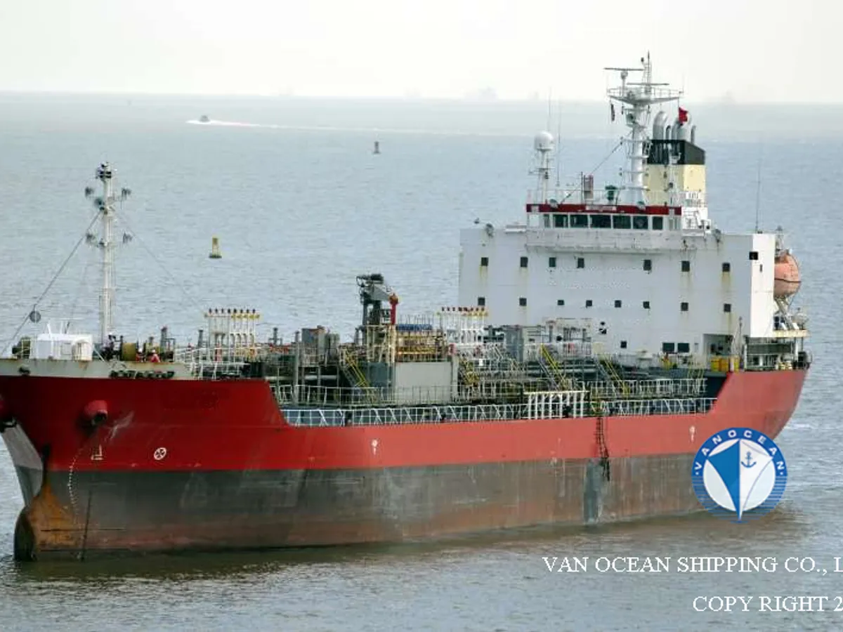 Navio-tanque de óleo/produtos químicos à venda