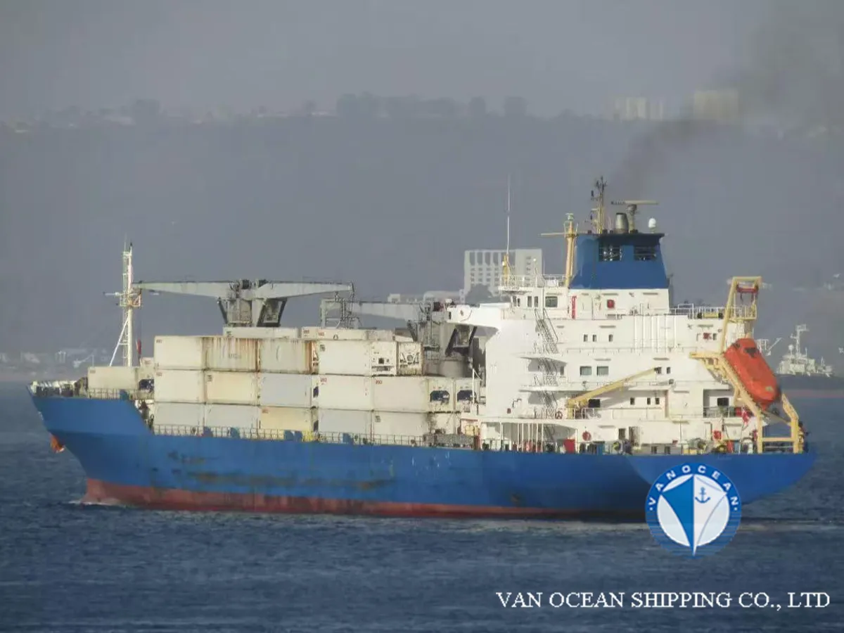 Navio frigorífico à venda