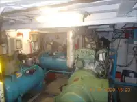 Barco de tripulação à venda