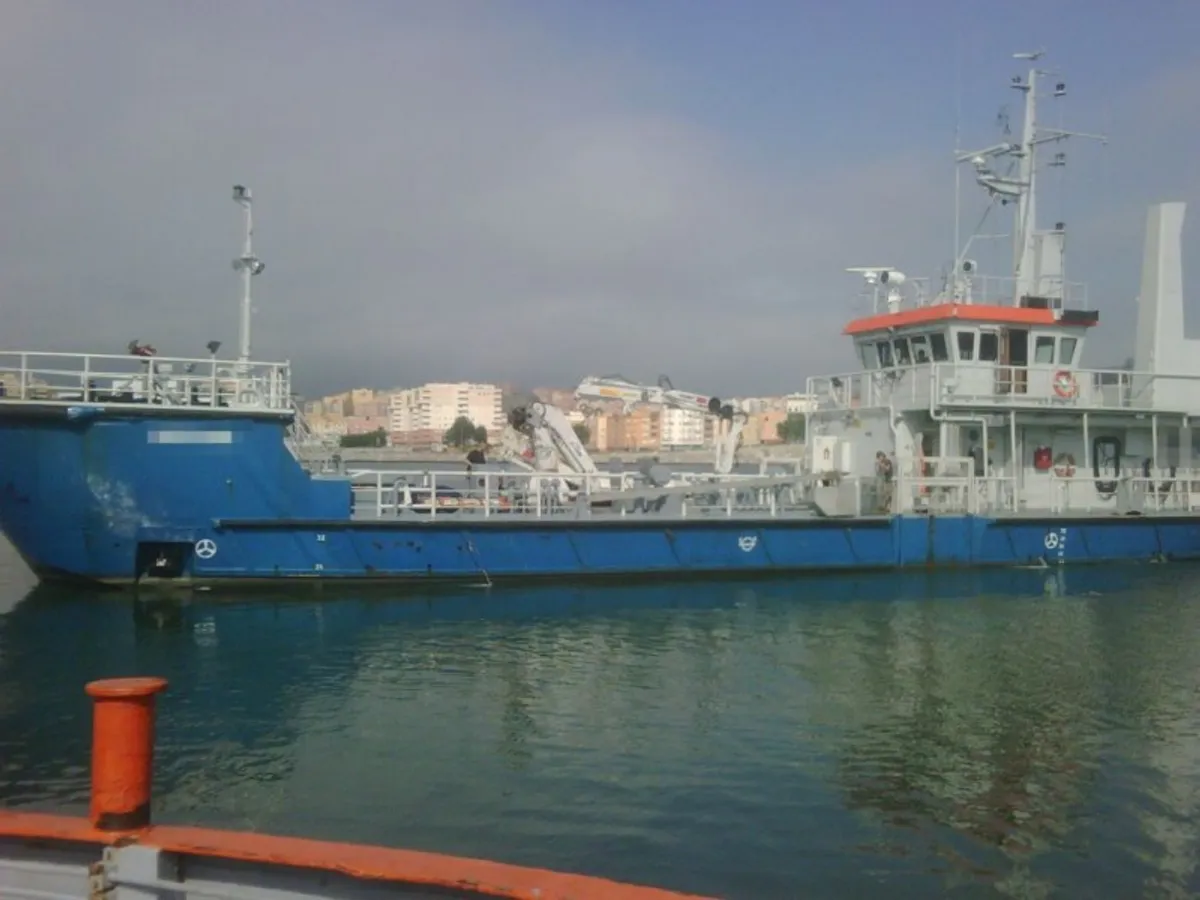 Barcos de trabalho à venda