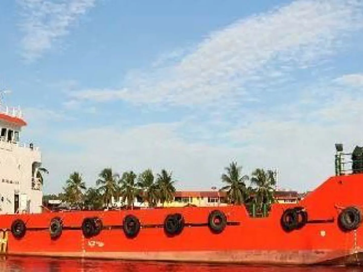 Balsa de desembarque, tanque à venda
