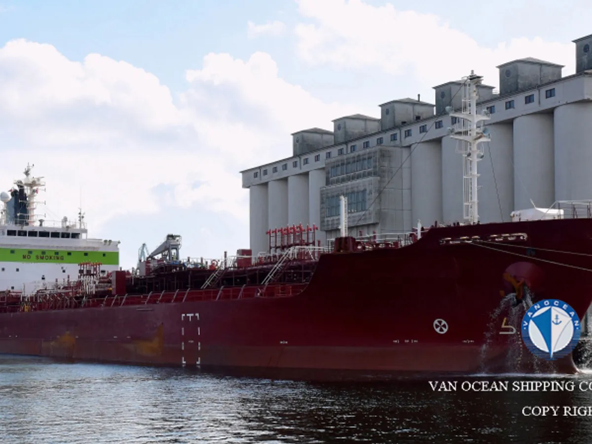 Navio-tanque de óleo/produtos químicos à venda