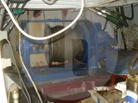 Navio transportador de peixes vivos à venda