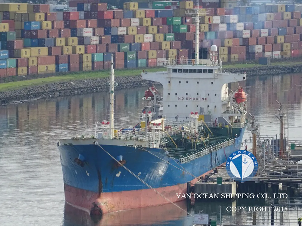 Navio-tanque de óleo/produtos químicos à venda
