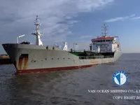 Navio-tanque de óleo/produtos químicos à venda