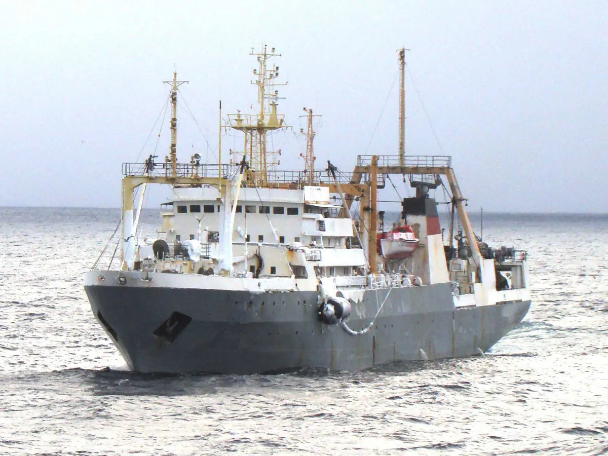 Navio de pesca de arrasto à venda