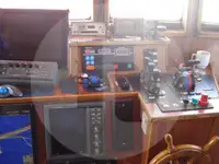 Navio transportador de peixes vivos à venda