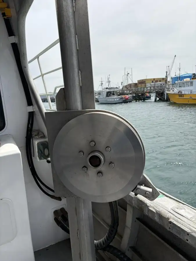 Navio de processamento de peixe à venda