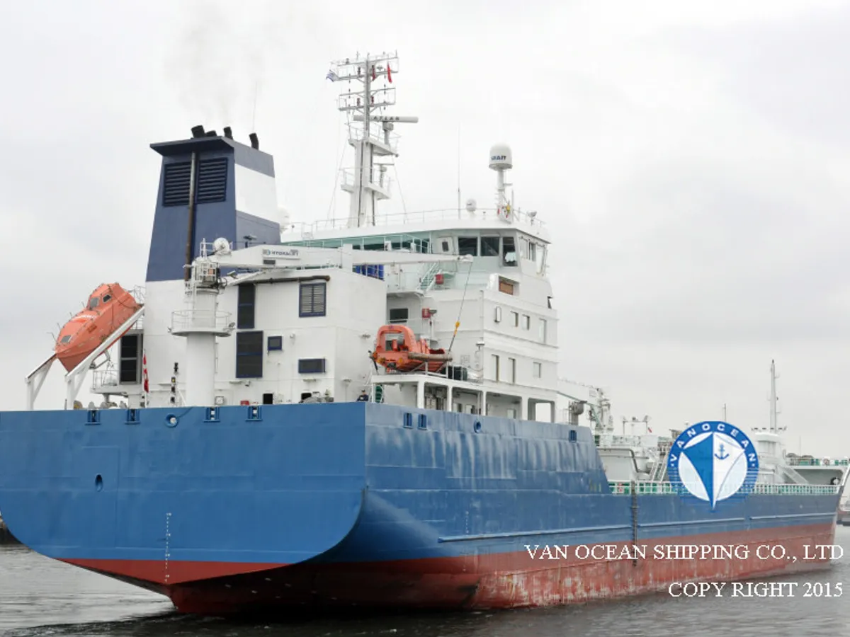 Navio-tanque de óleo/produtos químicos à venda