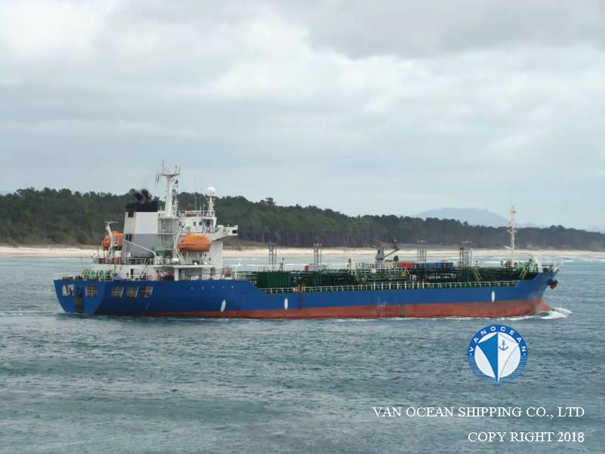 Navio-tanque de óleo/produtos químicos à venda