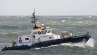 Barco de tripulação à venda