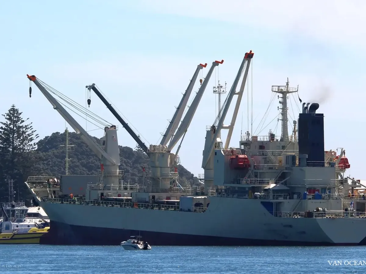 Navio frigorífico à venda