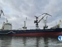 Navio frigorífico à venda