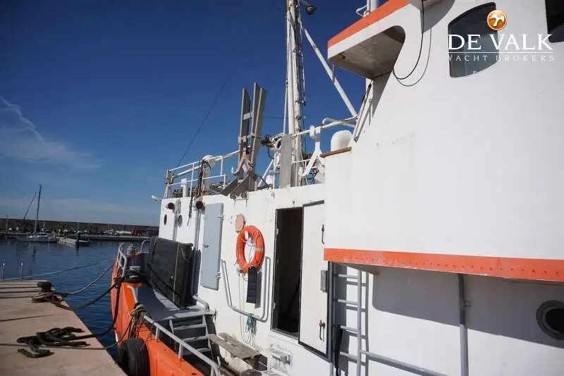 Navio de pesquisa à venda