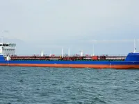 Navio-tanque de combustível à venda