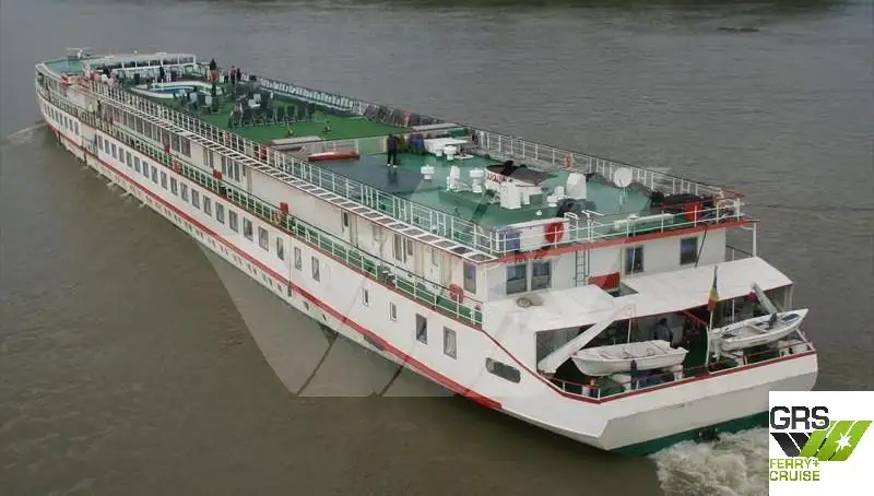 Navio de cruzeiro à venda