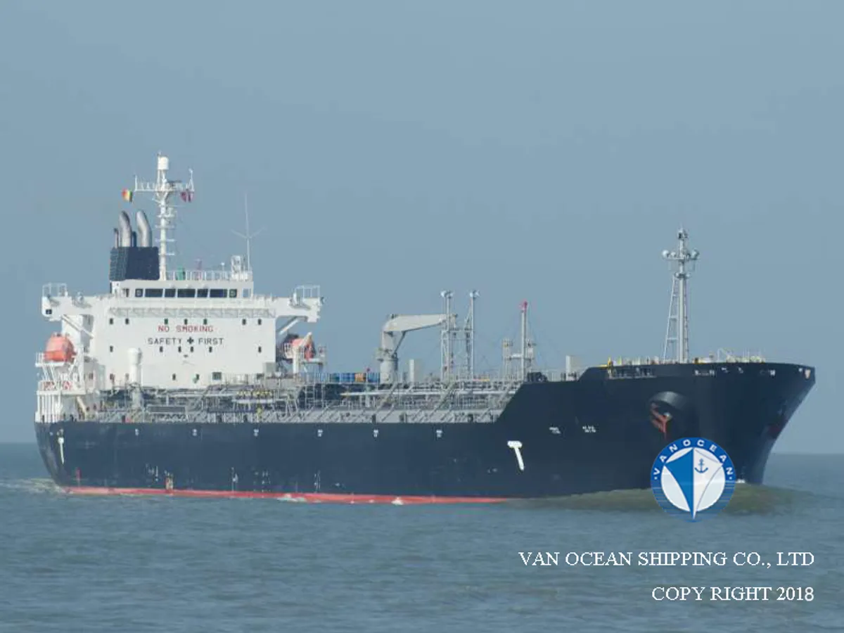 Navio-tanque de óleo/produtos químicos à venda