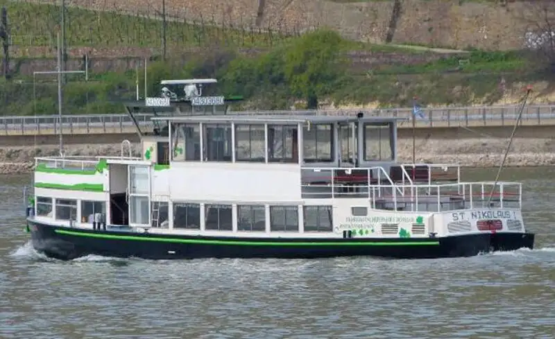 Navio de cruzeiro à venda