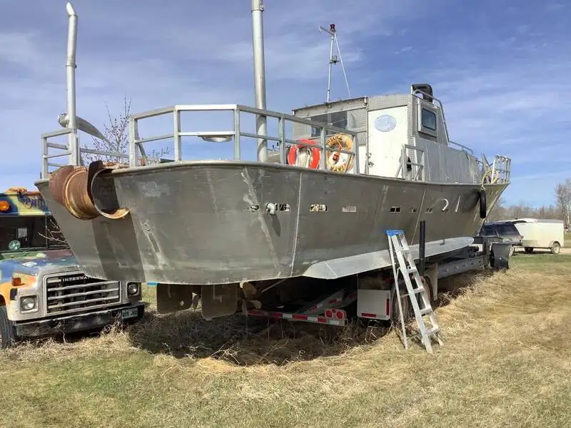 Barcos de trabalho à venda