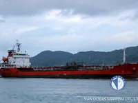 Navio-tanque de óleo/produtos químicos à venda