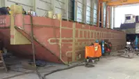 Barcaça à venda