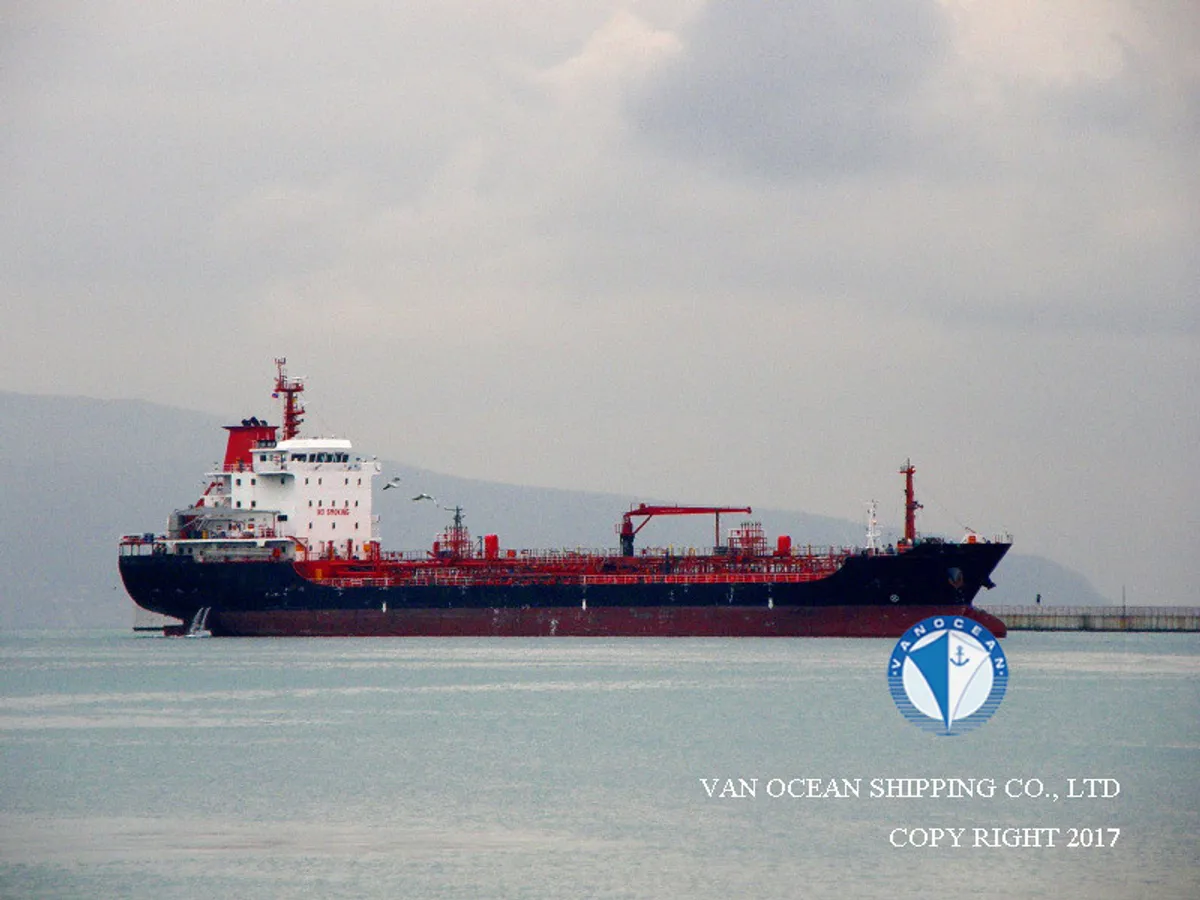 Navio-tanque de óleo/produtos químicos à venda