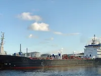 Navio-tanque de óleo/produtos químicos à venda