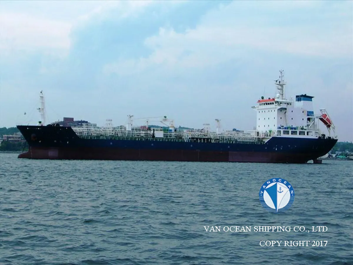Navio-tanque de óleo/produtos químicos à venda