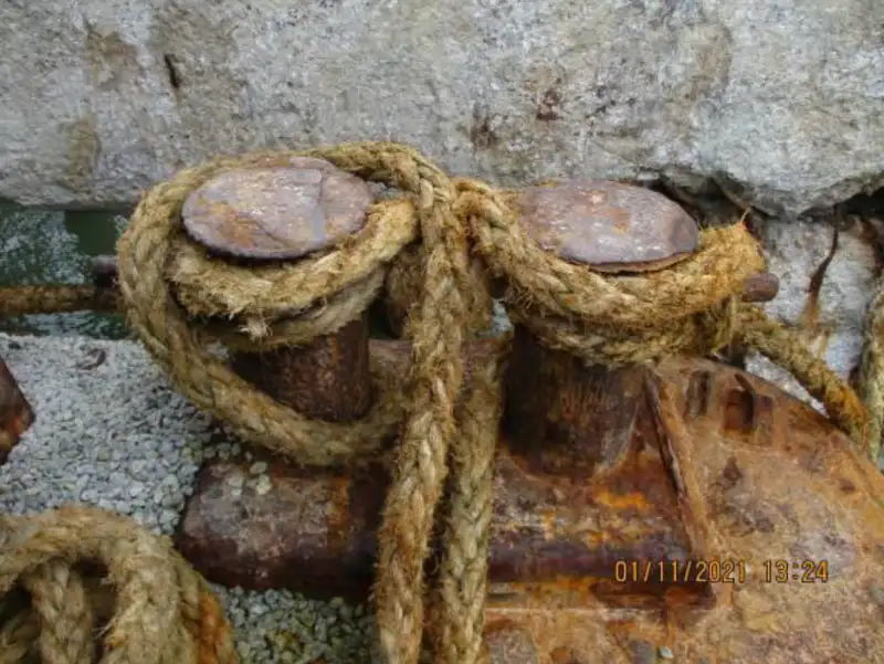 Barcaça à venda