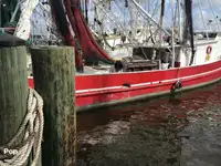 Navio de pesca de arrasto à venda