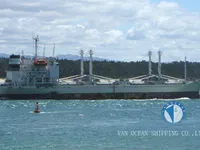 Navio frigorífico à venda